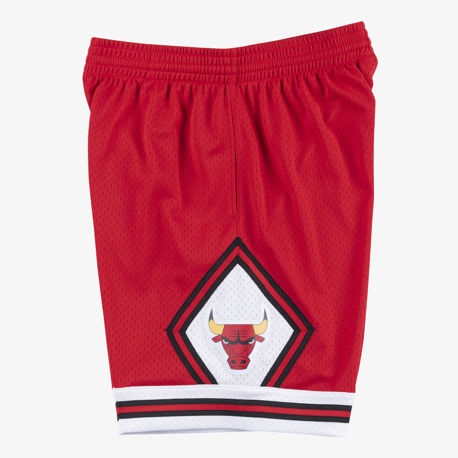 Men's Red Chicago Bulls 1975/76 Road Swingman Shorts